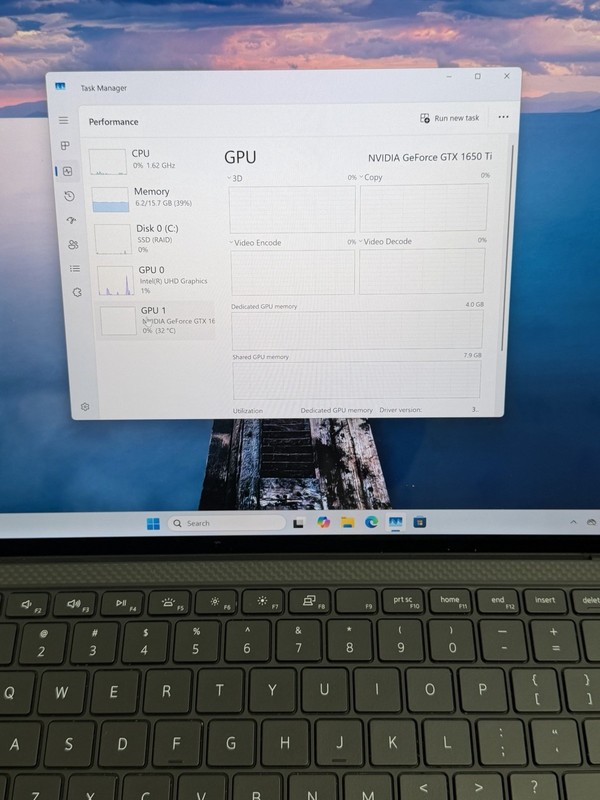 Dell XPS 15 9500 15.6" Touch Laptop Core i9-10885H GTX 1650 16GB RAM 1TB NVMe gallery