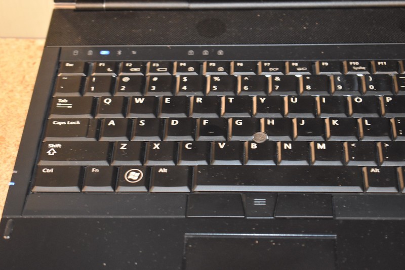 Dell Precision M6400 17" Windows XP Quad Q9300 1TB NVidia 3700M 1920x1200 WUXGA gallery