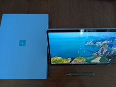 Microsoft Surface Pro 2-in-1 Laptop/Tablet (2024), 13″ OLED Touchscreen Sapphire
