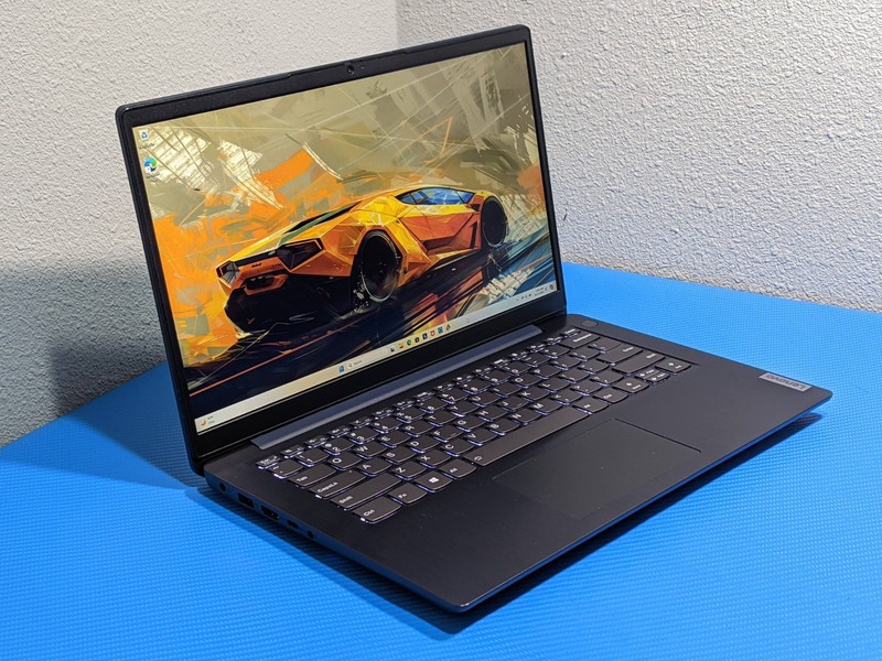 Lenovo IdeaPad 3 14ALC6 14" FHD AMD Ryzen 5 5500U 2.1GHz 12GB 256GB SSD W11H +PA gallery