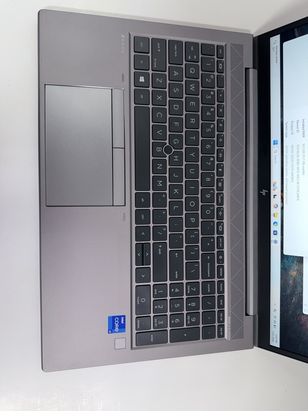 HP ZBook Firefly 15 G8 Mobile Workstation i7-1165G7 16GB RAM 512GB NVMe gallery