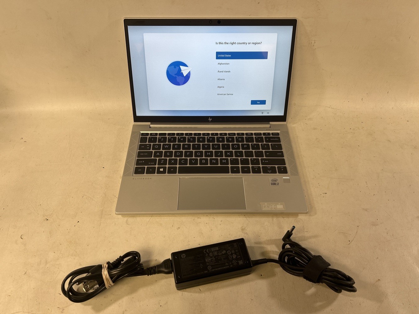 HP EliteBook 830 G7 13.3" FHD Intel Core i7-10610U 32GB 256GB SSD gallery