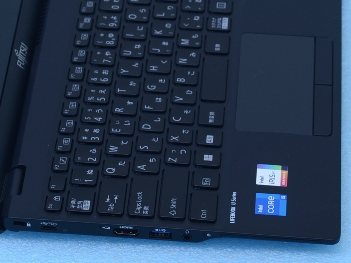 Fujitsu Lifebook U9312/K i5-1245U Iris Xe 16GB SSD 256GB 13.3" FHD Win 11 Pro gallery