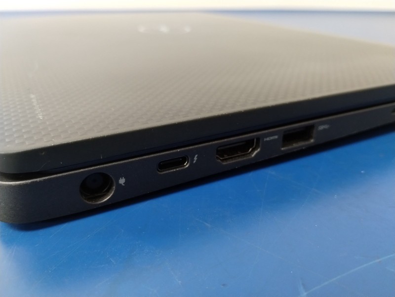DELL LATITUDE 7400, Intel Core i7-8665U, 1.90 GHz, 20 GB RAM, 256 GB M.2 gallery