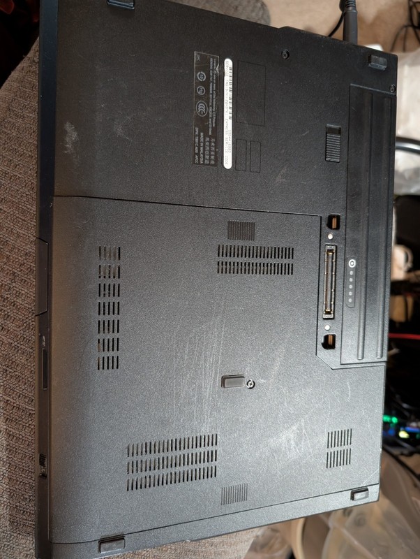 Dell Latitude E5500 Intel Core 2 Duo T7250 2GHz 2 GB RAM gallery