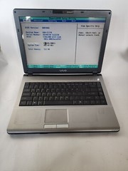 Sony Vaio PCG-7F1L Notebook Laptop 512mb RAM Pentium@1.73ghz 100gb Hdd READ