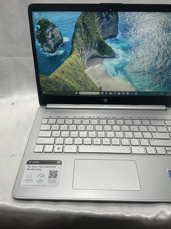 HP 14-DQ0057NR Pentium Silver N5030 1.10GHz 64GB SSD 4GB RAM Win11 gallery