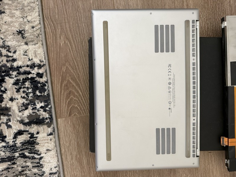 Razor Blade 15 advanced 2020 | NVIDIA 2070 SUPER Max-Q | 16 gb | 512 SSD Used gallery