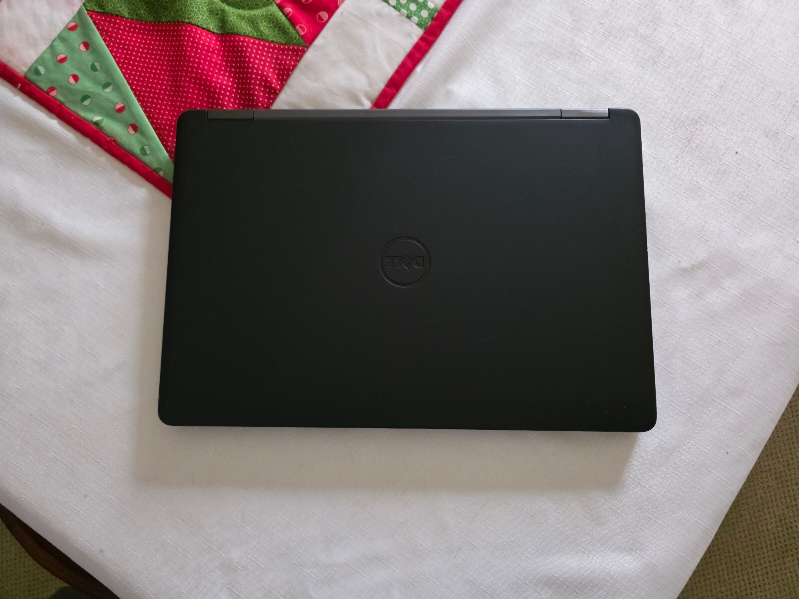 Dell Latitude E5550 15.6" i5-5300U 2.3GHz 8/500 SATA WINDOWS 11 gallery