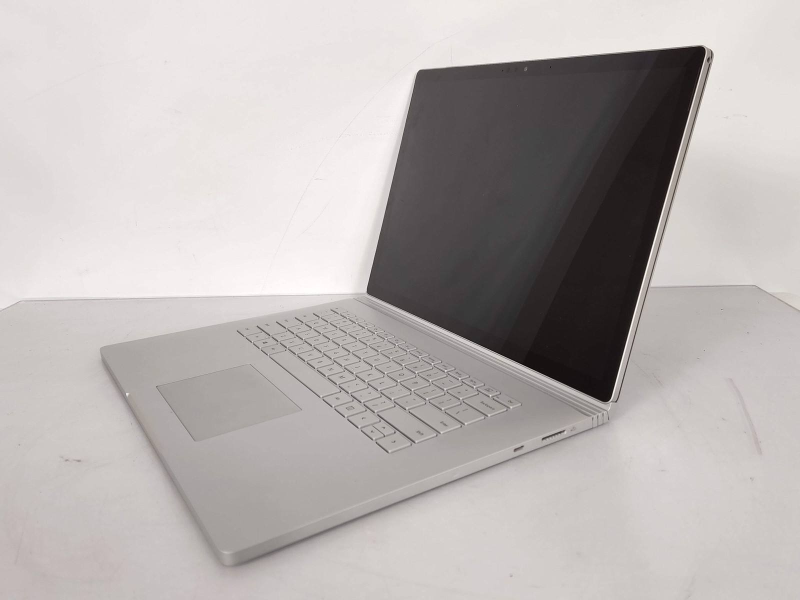 Microsoft Surface Book 2 i7 8th Gen 16GB 256GB Windows 11 Pro w/ GTX 1060 gallery