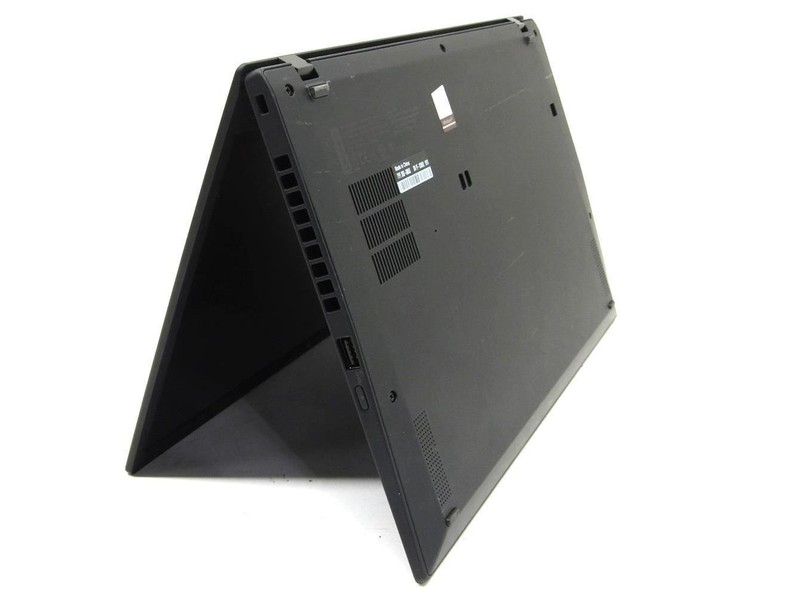 Lenovo ThinkPad X1 Carbon Gen 7 14" | 2.10GHz Core i7-8665U | 16GB LPDDR3 gallery