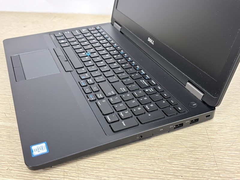 Dell Latitude E5570 15.6" Backlit Wifi i5-6300U 8GB RAM 320GB HDD No OS Laptop gallery