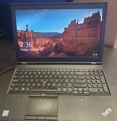 Lenovo ThinkPad P50 Xeon E3-1505M v5 @ 2.8 GHz 512 GB SSD 32 GB FHD Windows 10 P