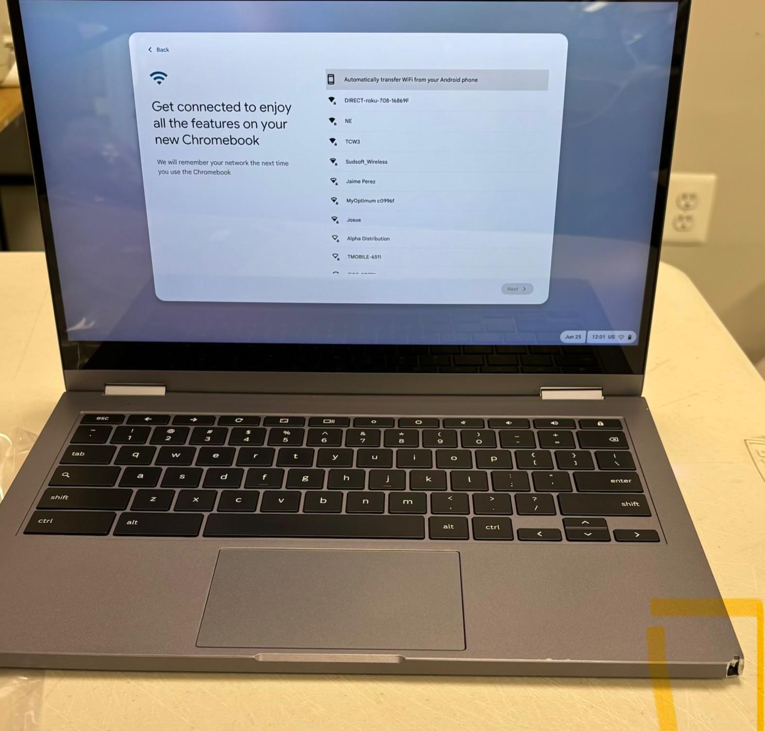 Samsung Chromebook 2 13.3” Intel Core i3-Processor 128GB 8GB RAM, XE530QDA-KB1US gallery
