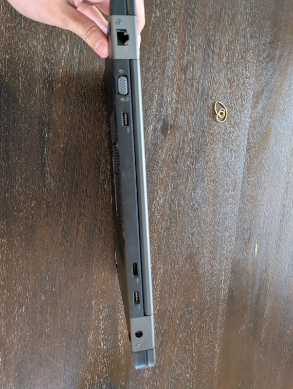 Dell Latitude E5550 15.6in 4 GB RAM i5-5200U No OS/Broken HDD gallery