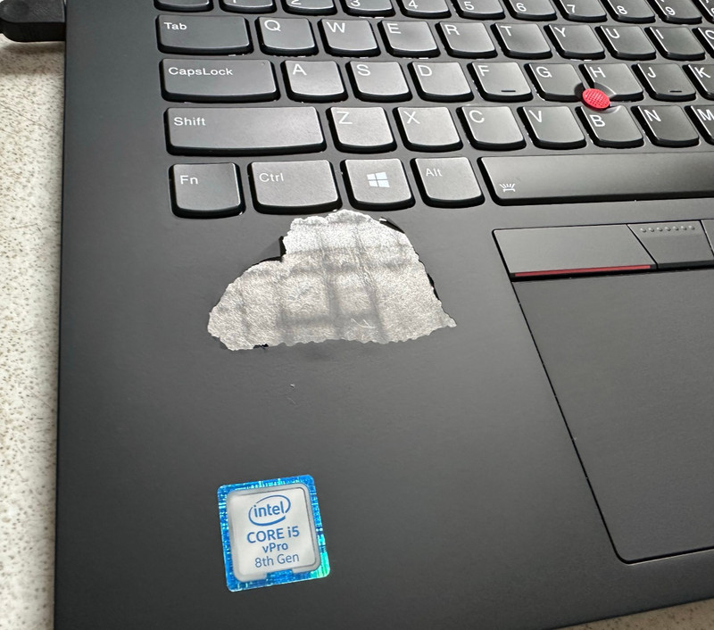 Lenovo ThinkPad X1 Yoga 3rd Gen (i5-8350U, 16GB RAM, Boot to Bio) NO SSD/ADAPTER gallery