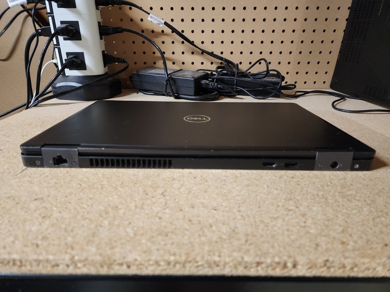 Dell Precision 3530 i5-8400H 2.5GHz No RAM/HDD/OS Quadro P600 GPU #2 gallery