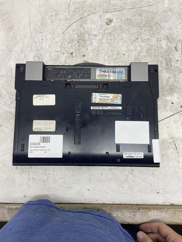 Dell Latitude E6400 Intel Core Duo T9600 2.8 GHz 4 GB NO HDD gallery