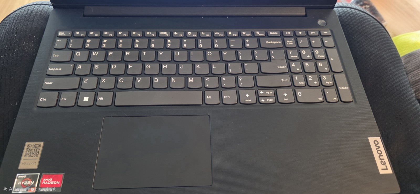 Lenovo V15 G4 ABP 15.6" AMD Ryzen 5 5500U 2.1GHz CPU 16GB RAM 512GB SSD gallery