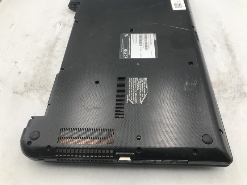 TOSHIBA SATELLITE C55D B5385 - BOOTS TO BIOS - AMD A8 6410 - 4GB RAM - READ - BB gallery