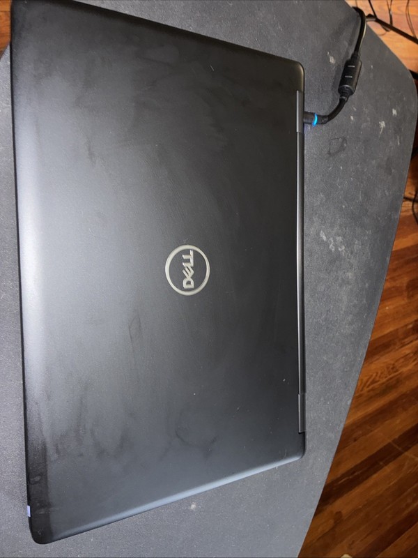 Dell Latitude 5591 i7-8850H @ 2.6 GHz 8GB RAM 512GB SSD Windows 11 Home gallery