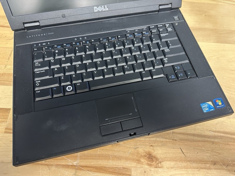 DELL Latitude E5500 Intel Core2Duo 3GB / 160GB *NO OS* - BOOTS TO BIOS! Laptop gallery