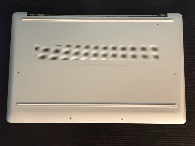 HP 17-cn2283st 17.3” Laptop Intel Core i3-1215u 1.2 GHz 8g RAM 512g SSD gallery