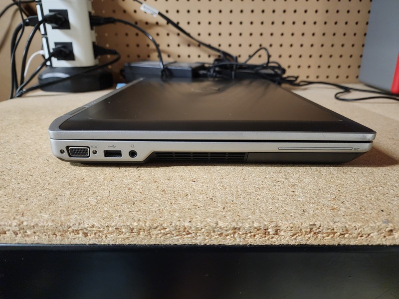 Dell Latitude E6530 Laptop i7-3540M 3.0GHz 8GB RAM 256GB SSD Win 11 Pro See Desc gallery