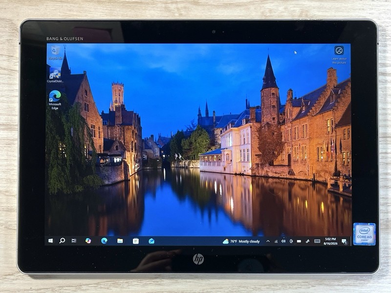 HP ELITE X2 1012 G1 12" - 256GB SSD INTEL M5 - 1.10 GHz - 8GB RAM LAPTOP TABLET gallery