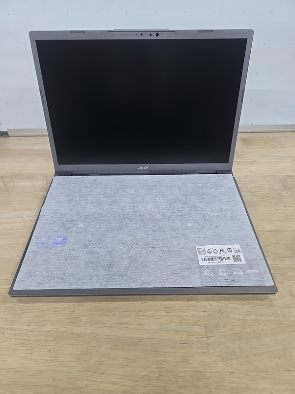 ACER Aspire 14 Ai Copilot+ PC A14-52M-51S1 WUXGA Display | Intel Core Ultra 5 gallery