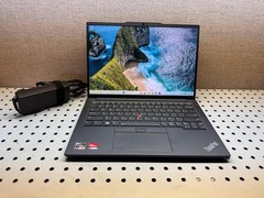 ThinkPad E14 Gen 5 14-inch Ryzen 5 7530U 8GB RAM 250Gb NVME Win 11 Pro + Charger