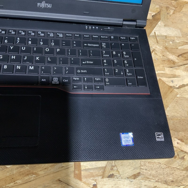 Fujitsu Lifebook E558 I5-8250U 1.60GHZ 256GB SSD 8 GB RAM Win 11 A005 gallery