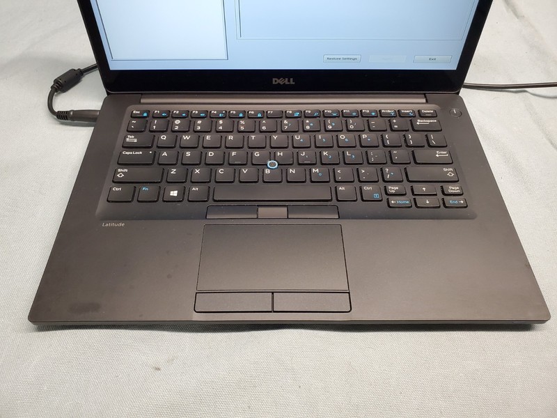 Dell Latitude 7480 i7 7600U 2.80GHz/ 16GB/ NO SSD 2560x1440 Touch #2806 gallery