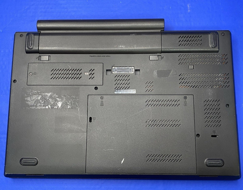 Lenovo ThinkPad T540p Core i5-4300M @ 2.60GHz 8GB RAM 256GB SSD Windows 11 Pro. gallery