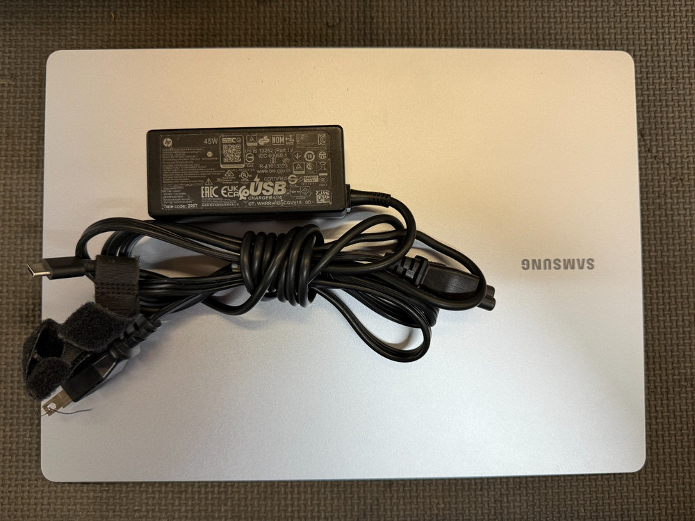 Samsung Galaxy Book4 Edge Copilot+ PC 14" Snapdragon X Elite 16GB RAM 512GB SSD