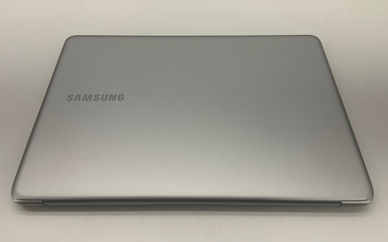 Samsung 9 Pro Notebook 15" FHD Touchscreen Intel Core i7 256GB SSD 16GB Win11 gallery
