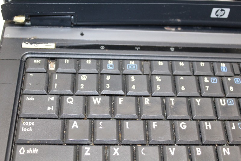 HP Compaq 6710b Laptop Intel Core 2 Duo T7100 1.5GB Ram No HDD gallery