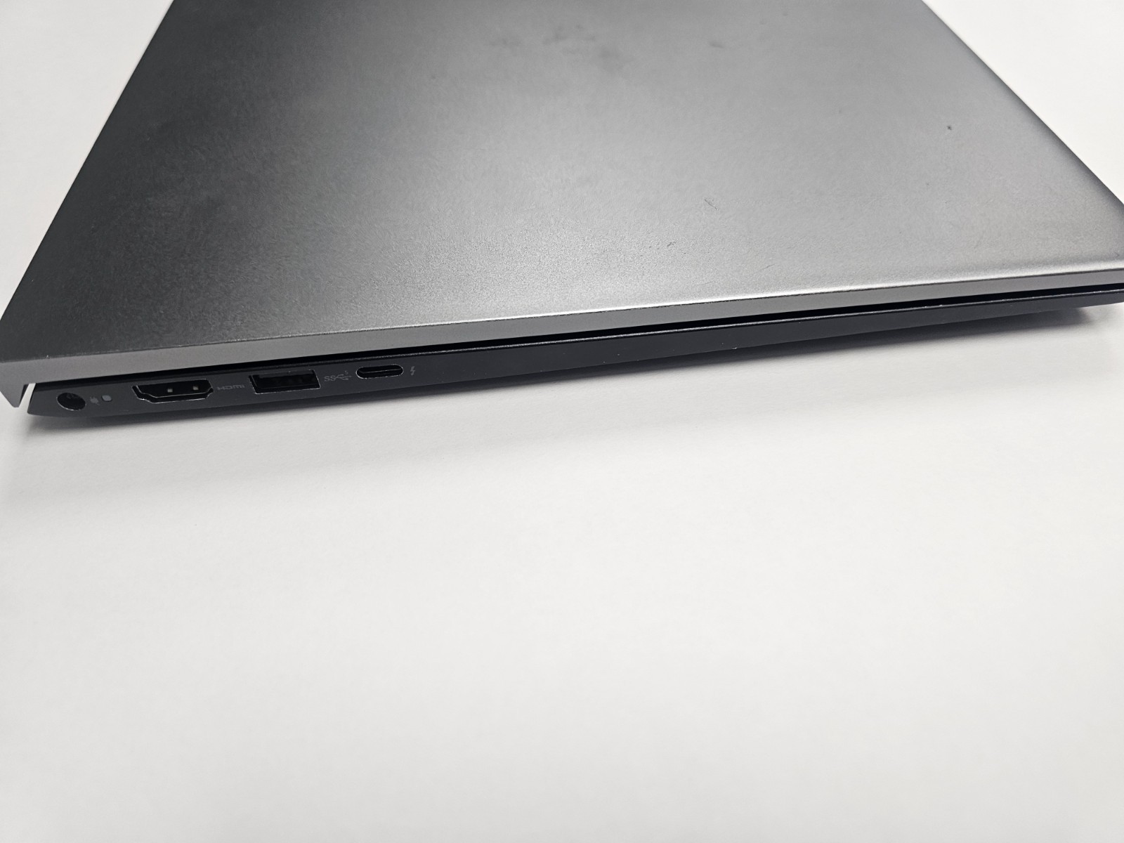 Dell Vostro 15 5510 15.6" Laptop No RAM No SSD Powers On Parts Repair gallery