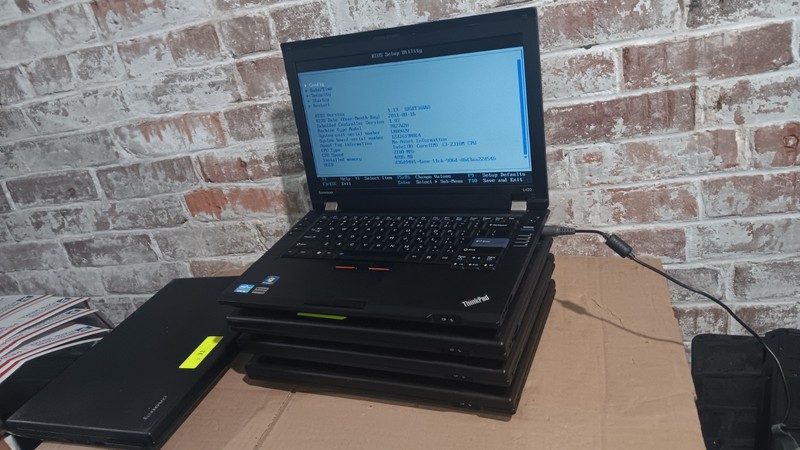 Lot 6 Lenovo ThinkPad L420 Laptop Intel core i3-2310M @ 2.10Ghz 14" LCD Screen gallery