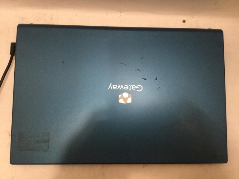 Gateway GWTN156-11BL 15.6" / Intel Pentium Silver N5030 / (CRACKED!) MR gallery
