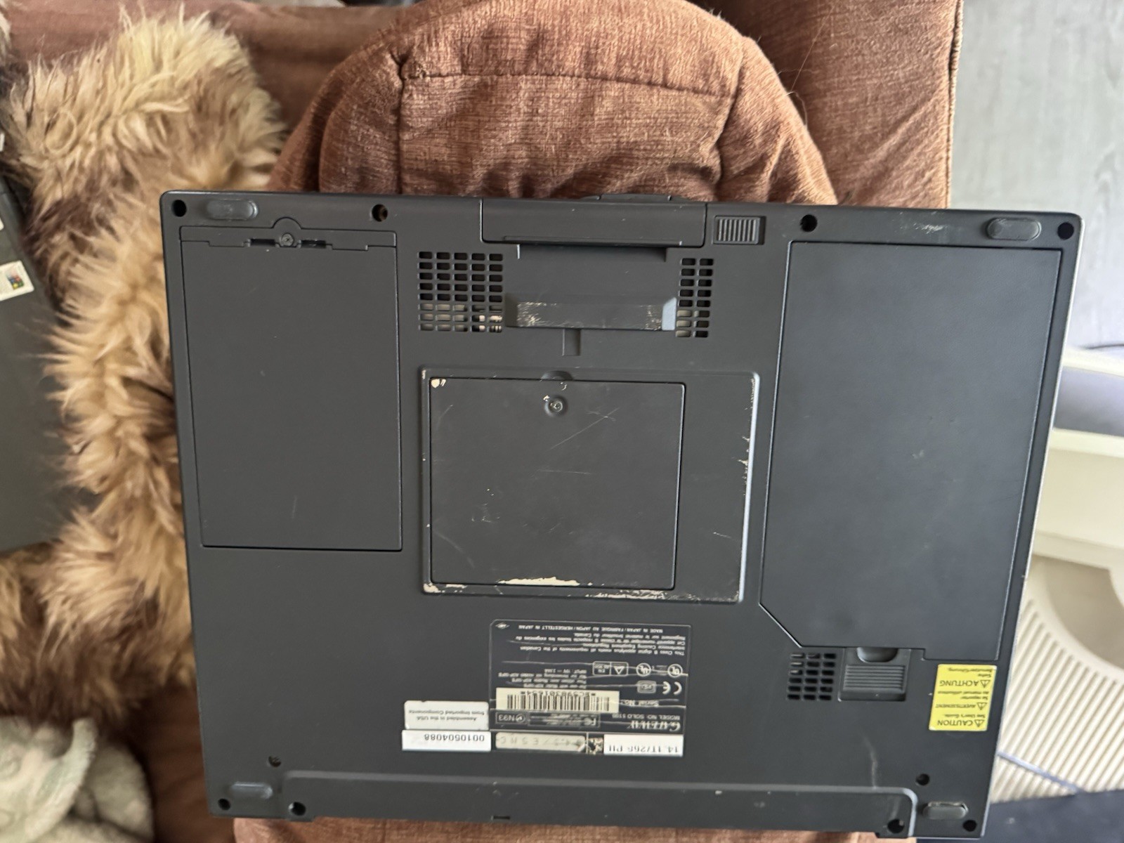 IBM ThinkPad 14" Pentium III 850MHz 256MB 20GB HDD Windows NT Black 2000 gallery