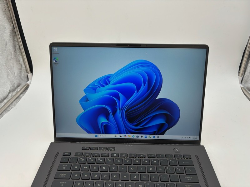 ASUS ROG Zephyrus G16 GU603VI 16" 512 GB SSD 16 GB RAM i7-13620H RTX 4070 gallery