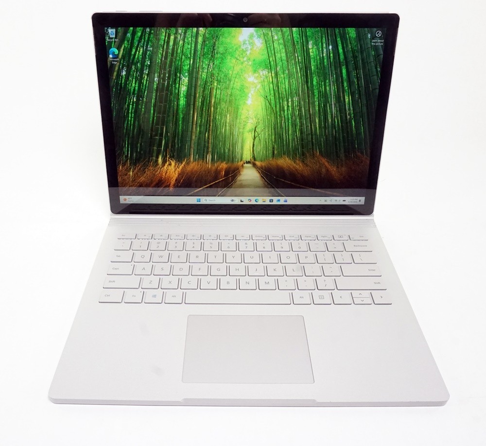 Microsoft Surface Book 2 13.5" 1832 i7-8650U 1.9GHz 8GB RAM 256GB SSD GTX 1050