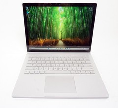 Microsoft Surface Book 2 13.5″ 1832 i7-8650U 1.9GHz 8GB RAM 256GB SSD GTX 1050