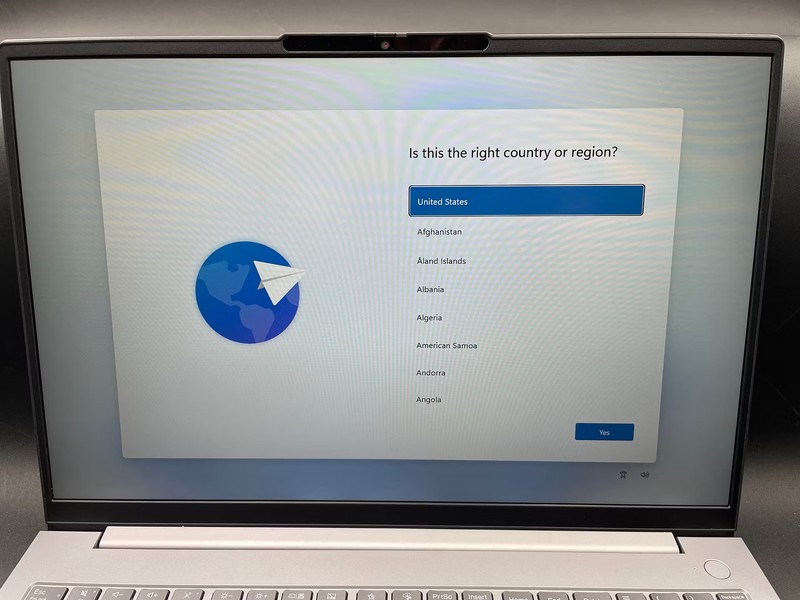 Lenovo ThinkBook 16 G6 IRL Used 16" (i5-1335U-16GB-256 GB NVMe) gallery