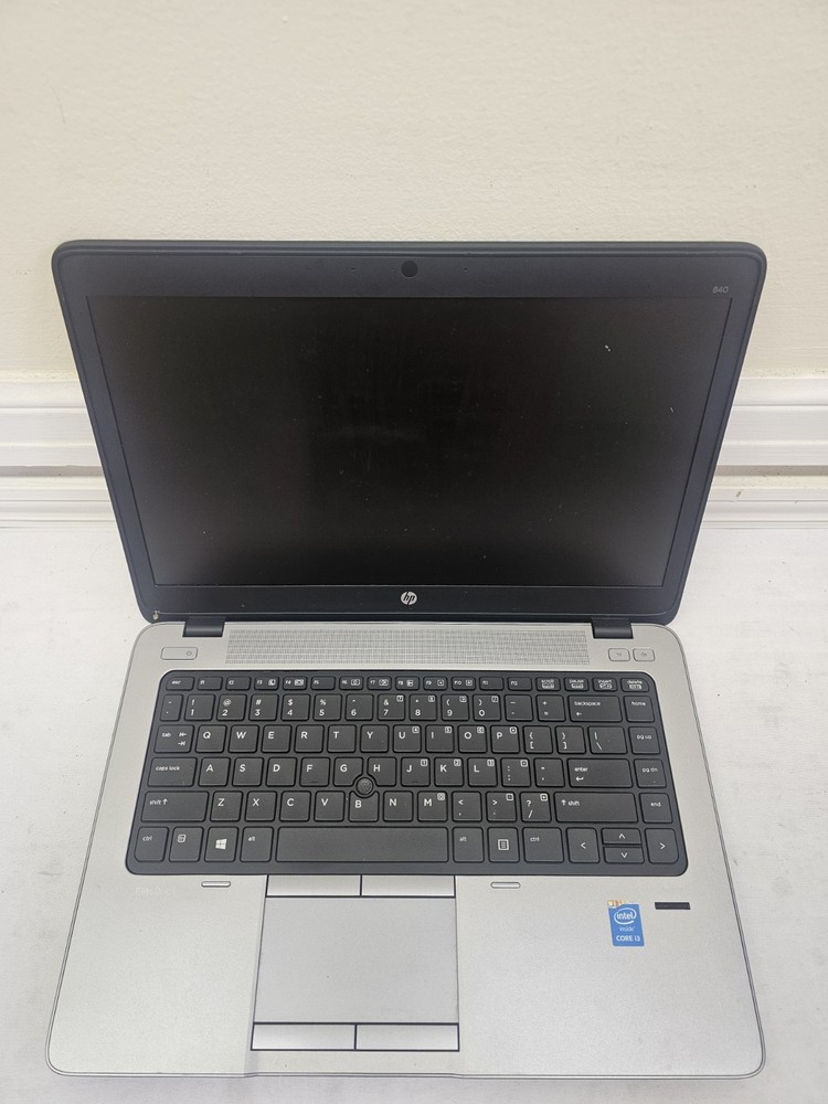 HP EliteBook 840 Laptop - Intel i3 - 8GB RAM - WON'T POWER ON - READ DESCRIPTION