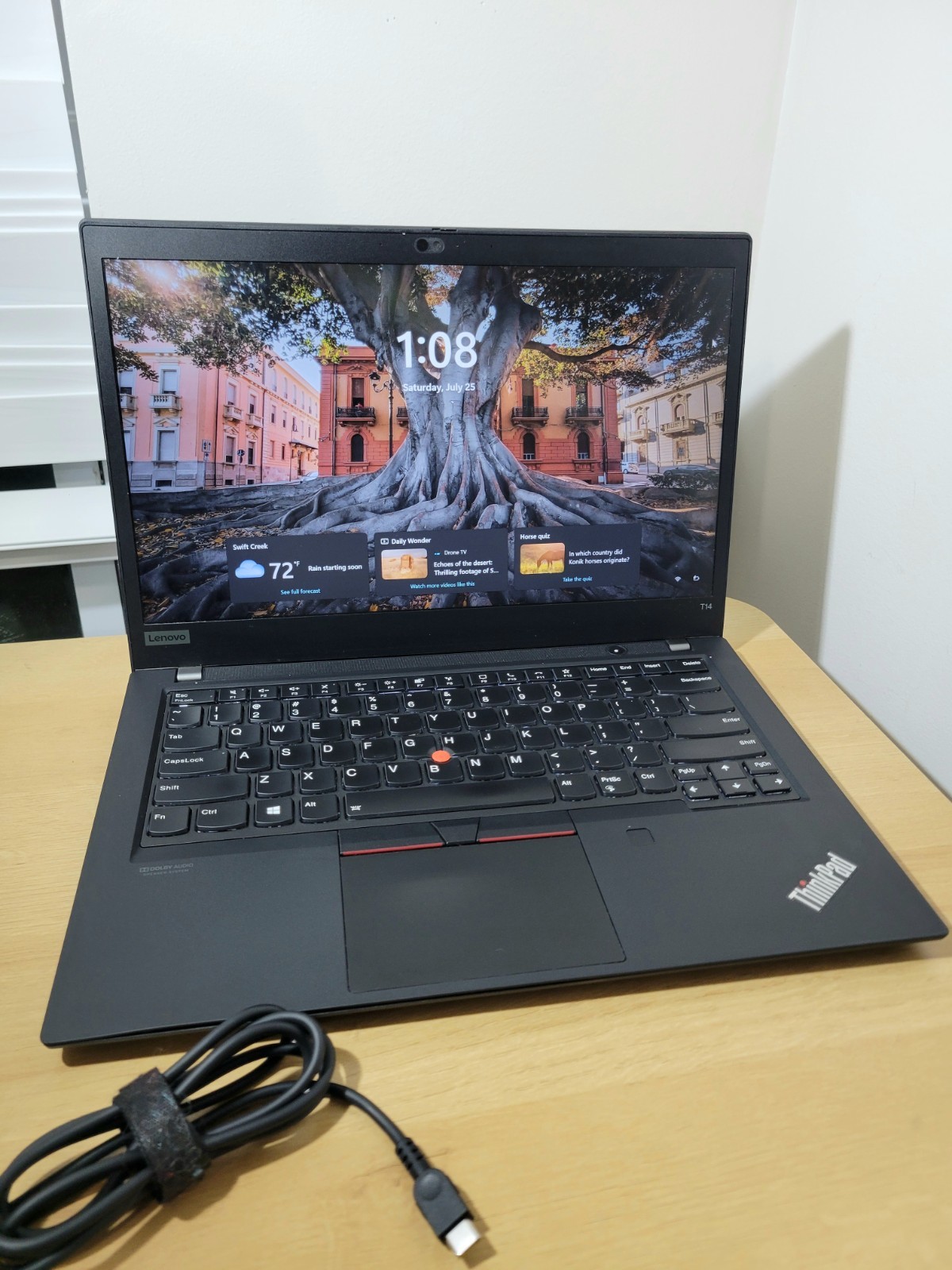 Lenovo ThinkPad T14 Gen 1 i7 10610U 16GB 512GB FHD Touchscreen 14" . Very Good gallery