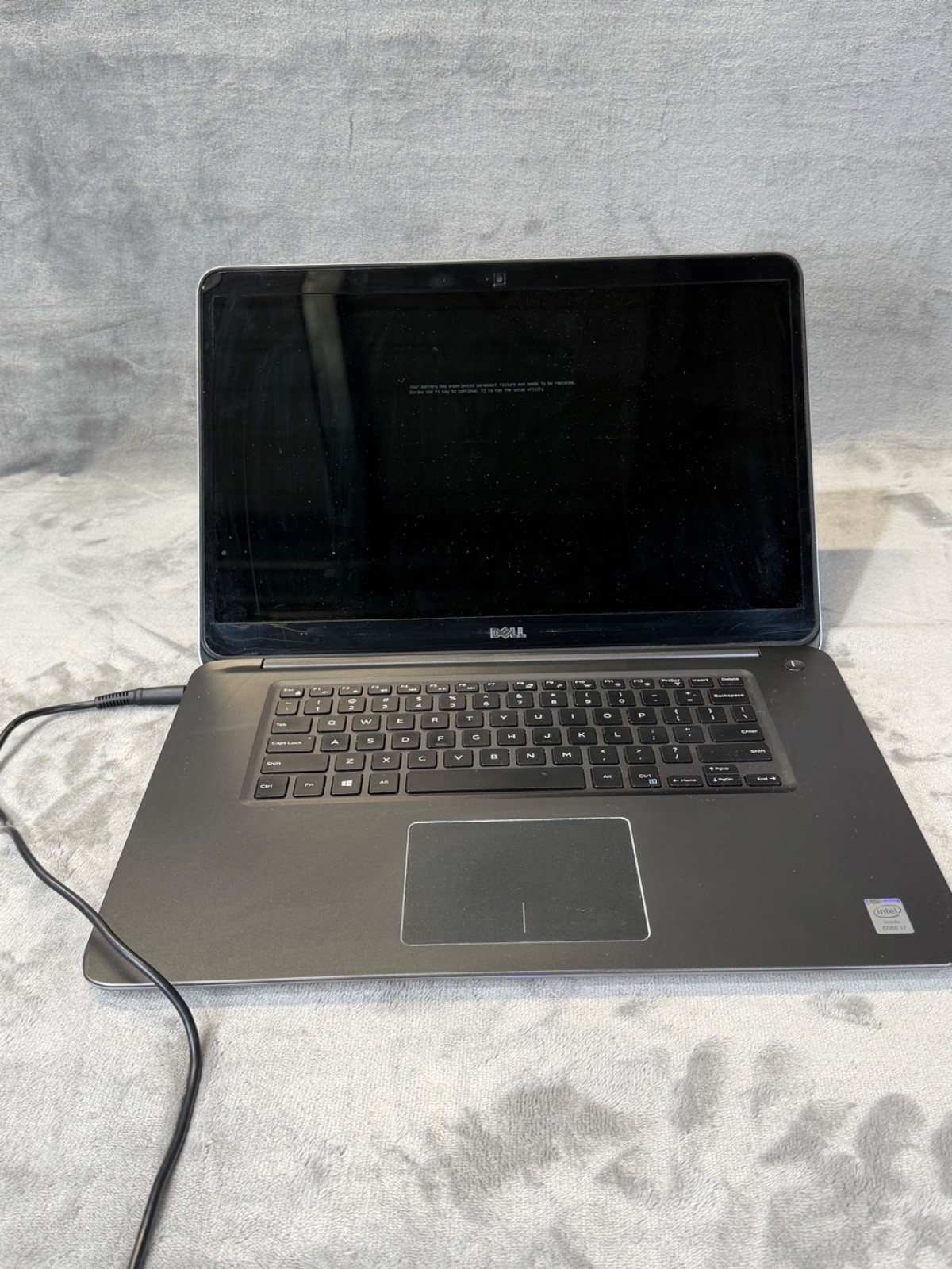 Dell Inspiron 15 7547 Laptop w/ Power Supply ~ Bad Battery Troubles W/ Boot gallery