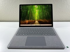 Microsoft Surface Laptop 5 13.5” 1950 Intel Core i7-1265U 16GB RAM 512GB NVME
