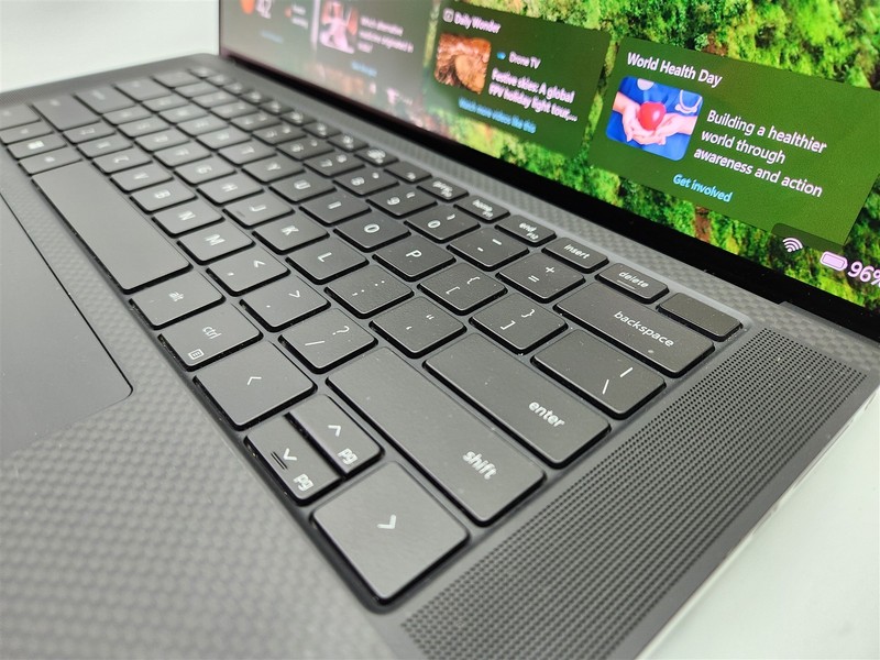 Dell XPS 15-9510 4K Touch OLED i9-11900H 32GB 1TB NVMe nVidia RTX 3050Ti Laptop gallery